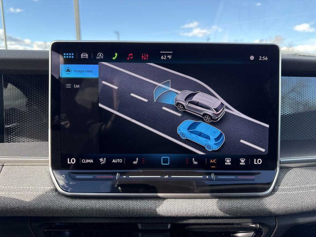 new 2026 Volkswagen Tiguan car, priced at $32,248