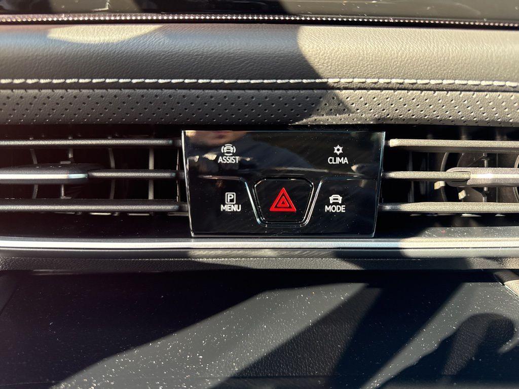 new 2026 Volkswagen Atlas car, priced at $51,876