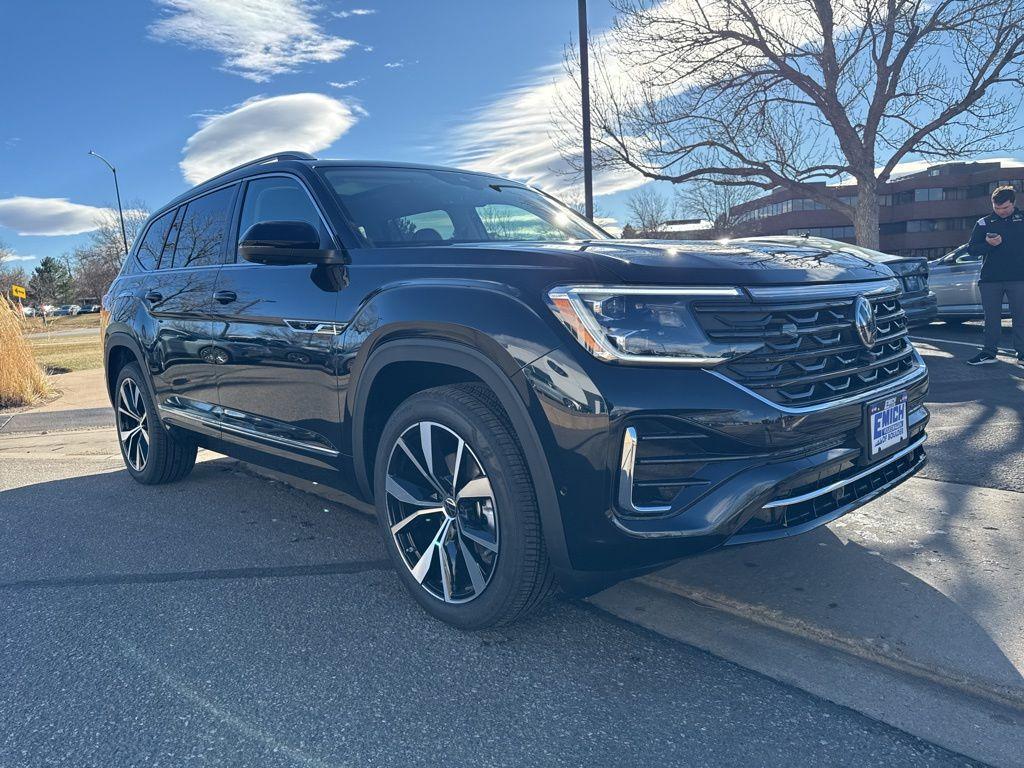 new 2026 Volkswagen Atlas car, priced at $51,876
