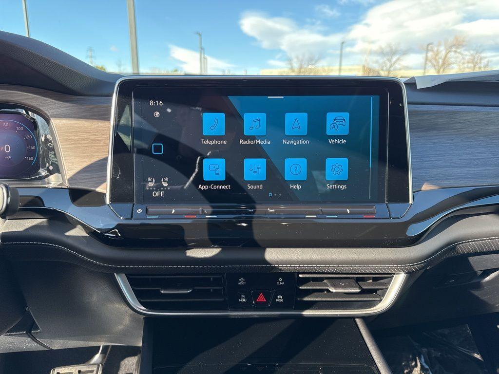 new 2026 Volkswagen Atlas car, priced at $51,876