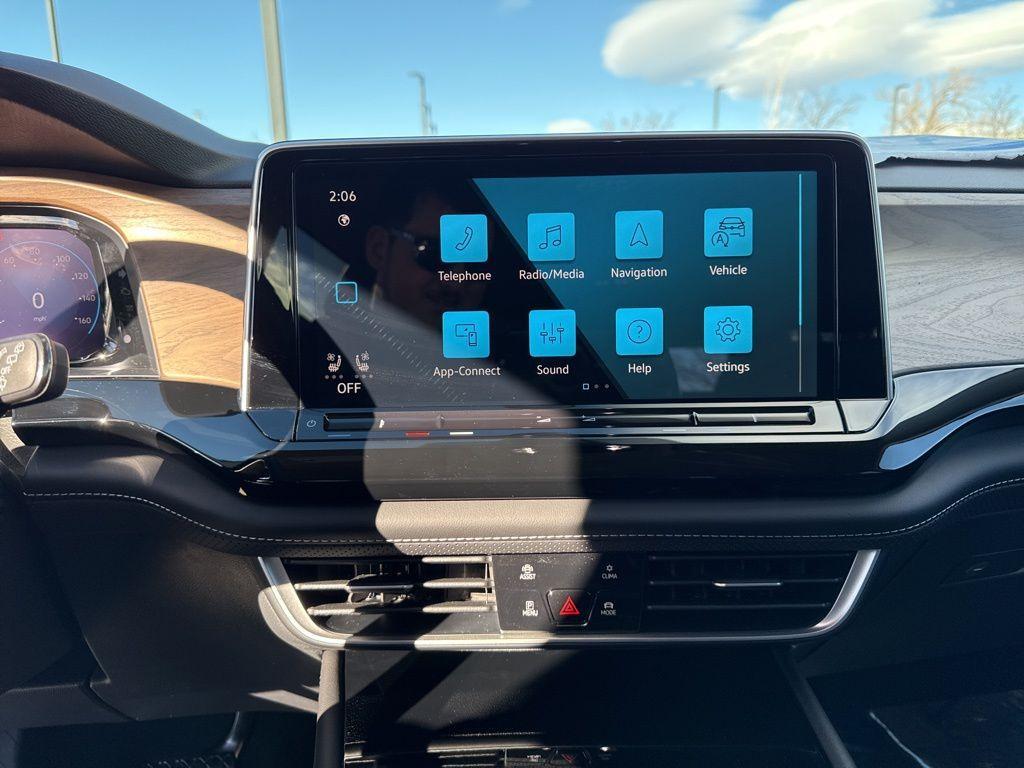 new 2026 Volkswagen Atlas car, priced at $43,546