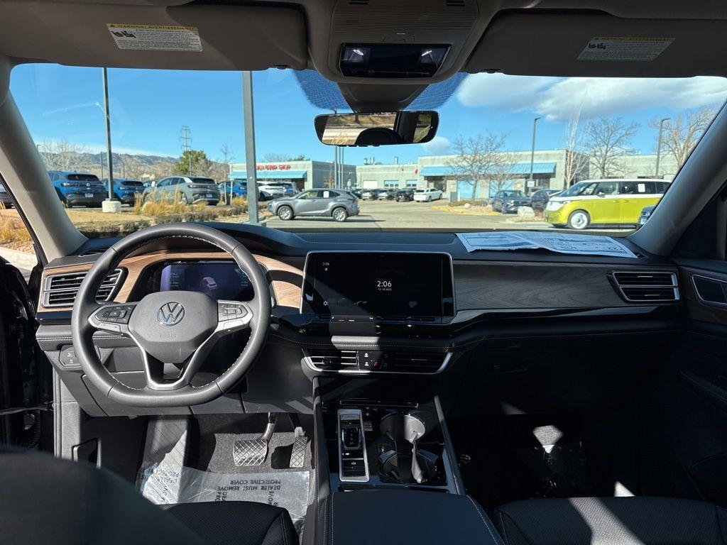 new 2026 Volkswagen Atlas car, priced at $43,546