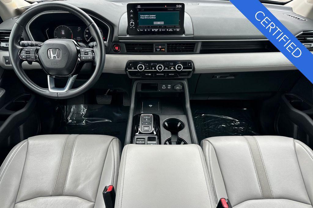 used 2024 Honda Pilot car, priced at $36,982