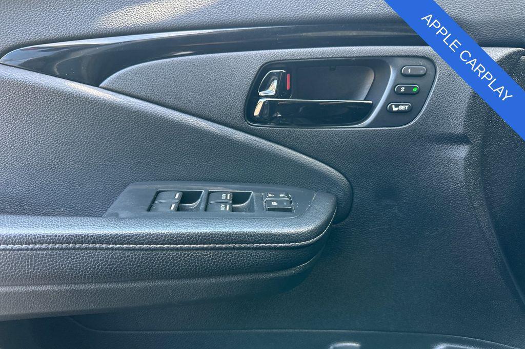 used 2022 Honda Passport car, priced at $30,784