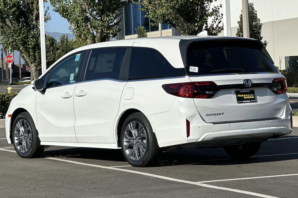 new 2026 Honda Odyssey car, priced at $49,445