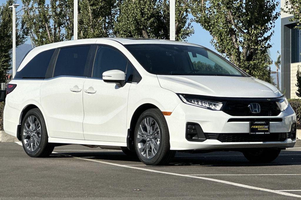 new 2026 Honda Odyssey car, priced at $49,445