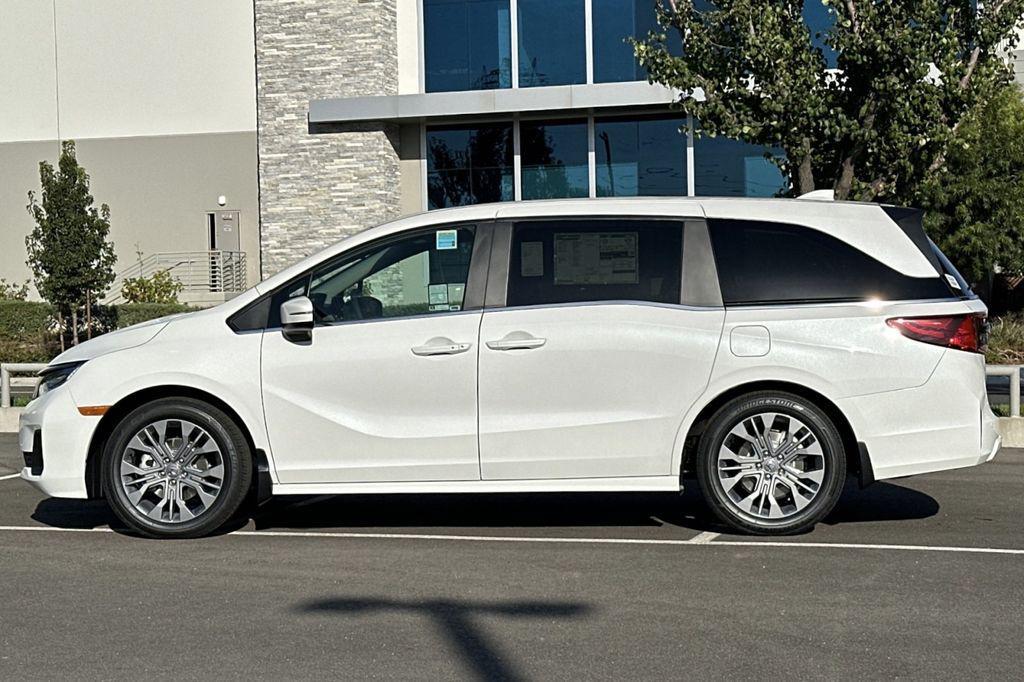 new 2026 Honda Odyssey car, priced at $49,445