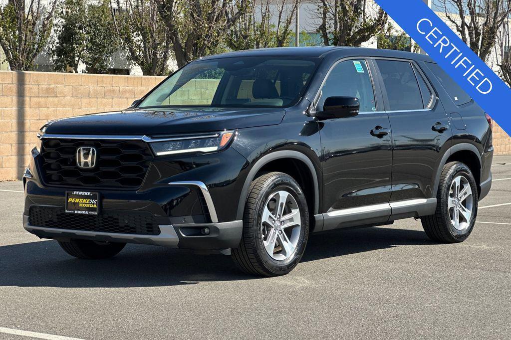 used 2025 Honda Pilot car, priced at $41,282