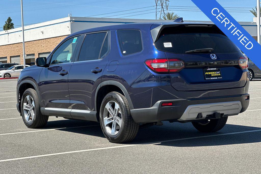 used 2025 Honda Pilot car, priced at $39,382