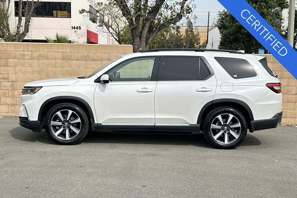 used 2023 Honda Pilot car, priced at $39,682