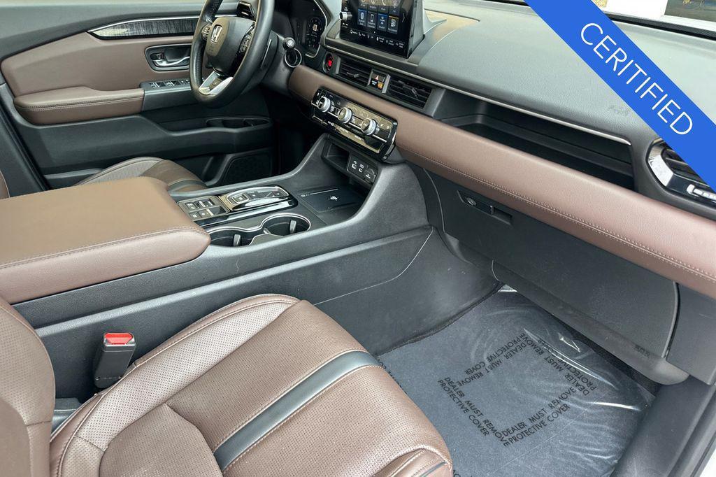 used 2023 Honda Pilot car, priced at $39,682