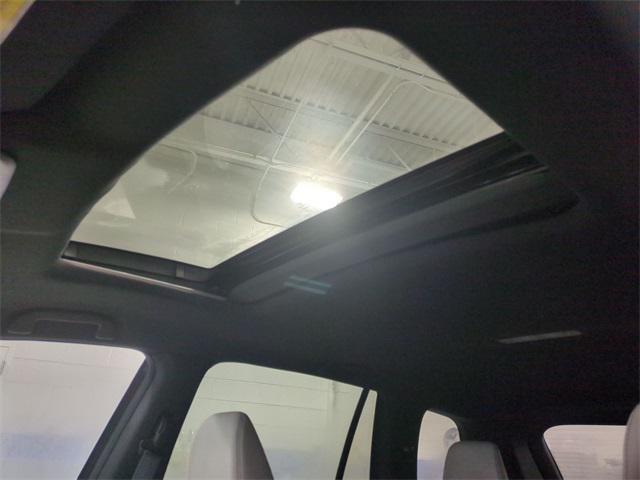 used 2022 Honda Passport car, priced at $25,088