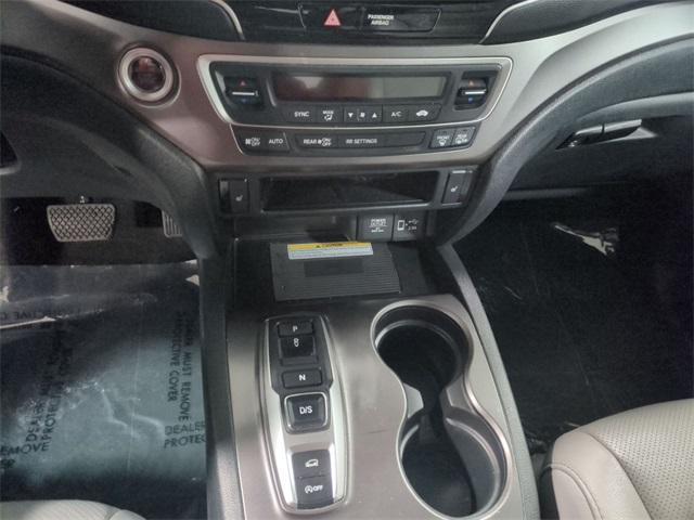 used 2022 Honda Passport car, priced at $25,088