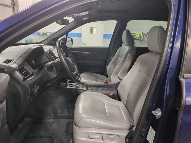 used 2022 Honda Passport car, priced at $25,088