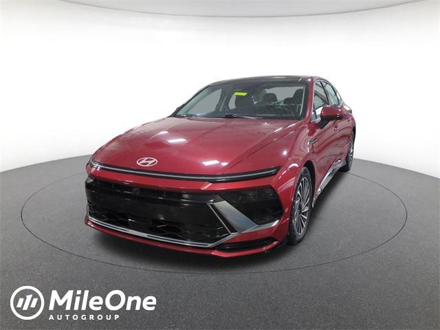 used 2024 Hyundai Sonata Hybrid car, priced at $28,000