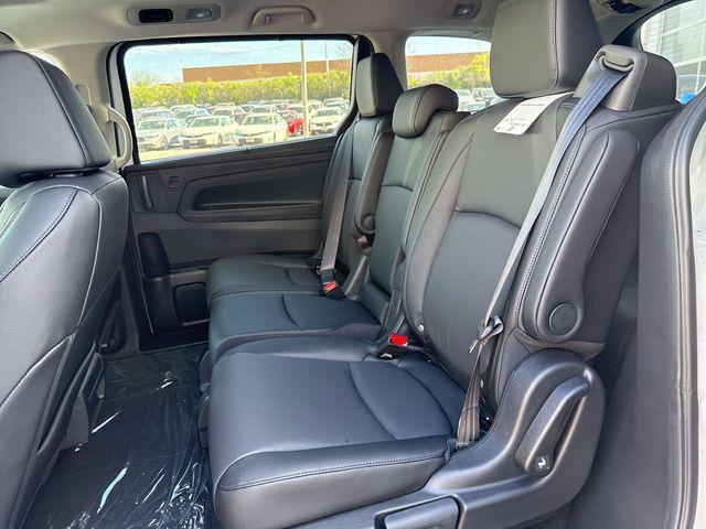 new 2026 Honda Odyssey car, priced at $43,310