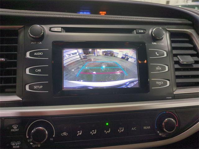 used 2015 Toyota Highlander car, priced at $15,888