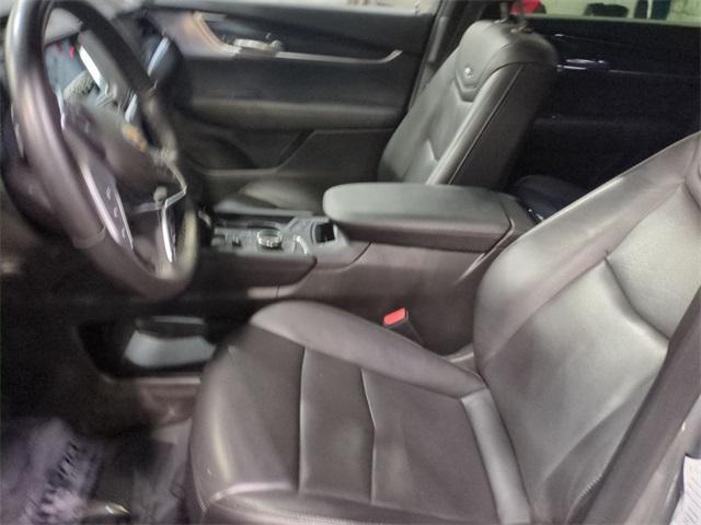 used 2024 Cadillac XT5 car, priced at $38,000