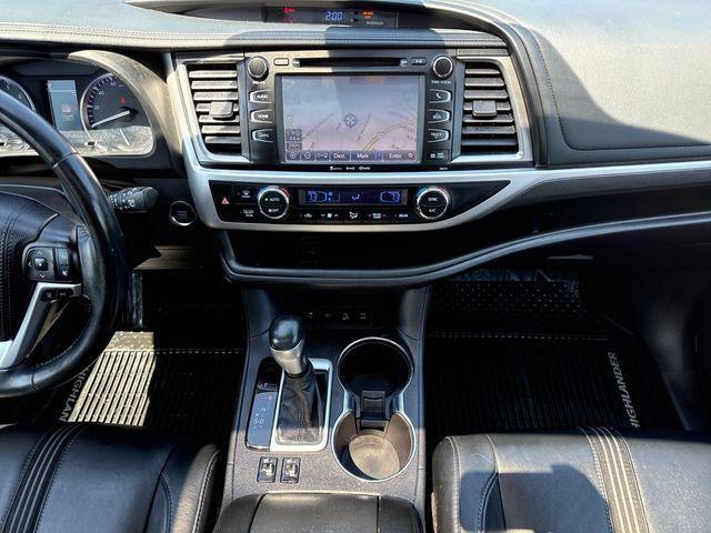 used 2018 Toyota Highlander car, priced at $16,288