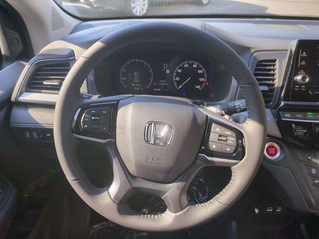 new 2026 Honda Odyssey car, priced at $42,437
