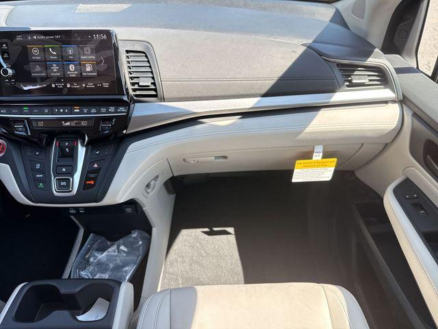 new 2026 Honda Odyssey car, priced at $42,437