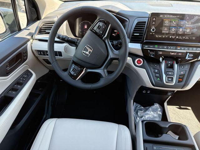 new 2026 Honda Odyssey car, priced at $42,437