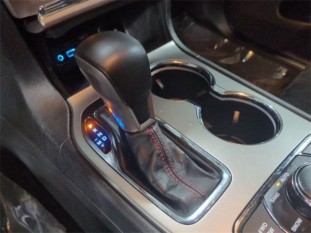 used 2017 Jeep Grand Cherokee car, priced at $12,553