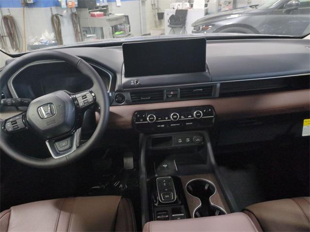 new 2026 Honda Pilot car, priced at $55,740