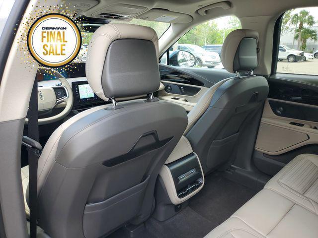 new 2025 Lincoln Nautilus car, priced at $61,275