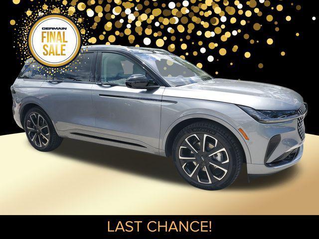 new 2025 Lincoln Nautilus car, priced at $61,275