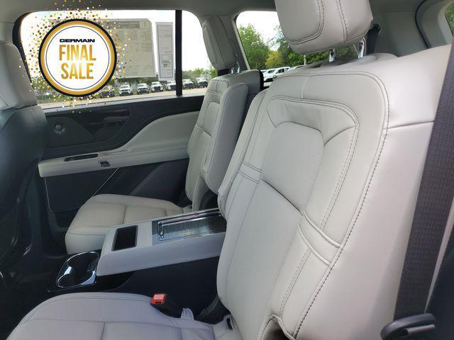 new 2025 Lincoln Aviator car, priced at $63,555