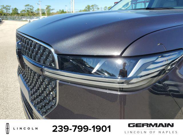 new 2025 Lincoln Navigator car, priced at $106,080
