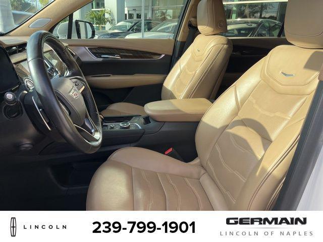 used 2022 Cadillac XT6 car, priced at $36,810