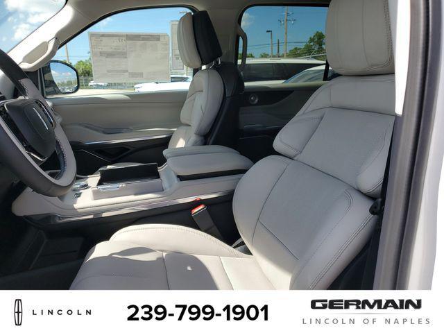 new 2025 Lincoln Navigator car, priced at $108,830