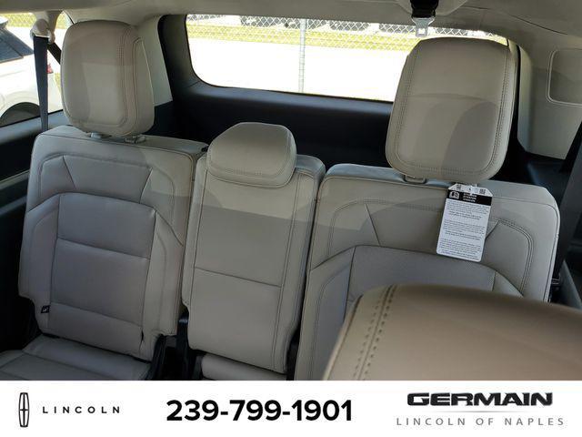 new 2025 Lincoln Navigator car, priced at $108,830