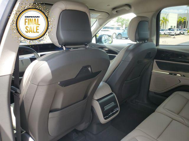 new 2025 Lincoln Nautilus car, priced at $51,535