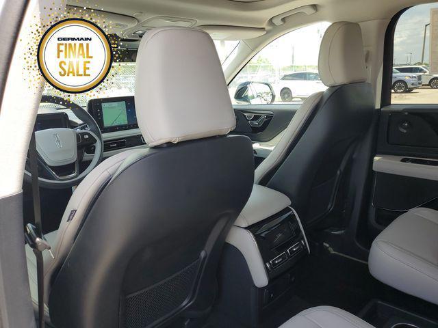 new 2025 Lincoln Aviator car, priced at $60,275