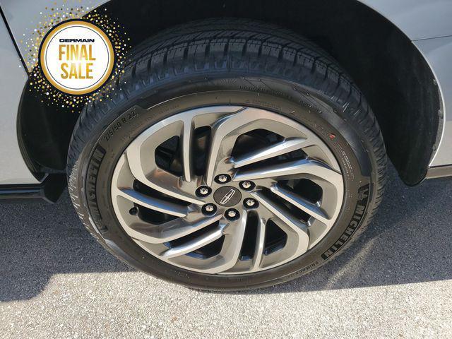 new 2025 Lincoln Navigator car, priced at $107,830