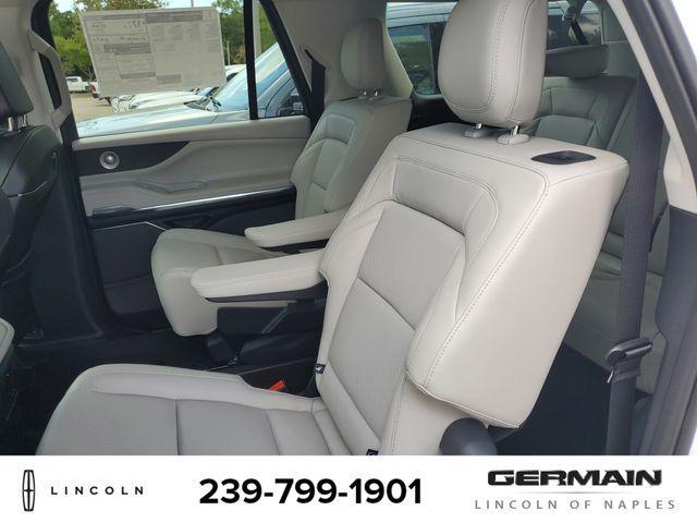 new 2026 Lincoln Navigator car, priced at $112,890