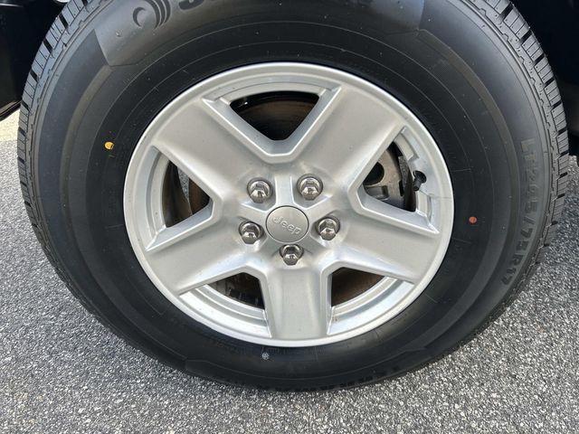 used 2023 Jeep Gladiator car, priced at $29,900