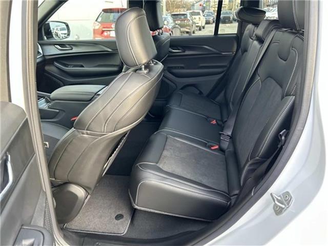 new 2025 Jeep Grand Cherokee car, priced at $44,635