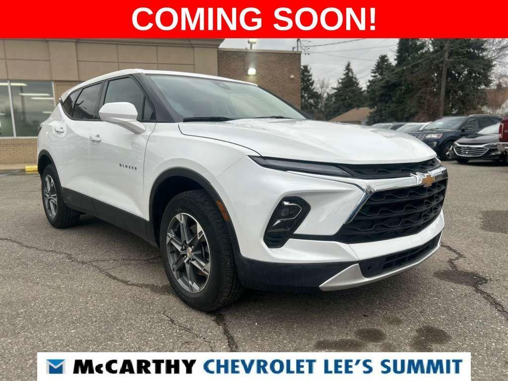 used 2025 Chevrolet Blazer car, priced at $27,999