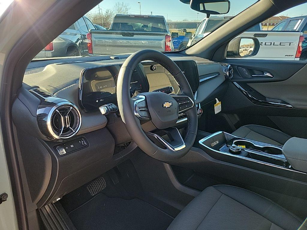 new 2026 Chevrolet Equinox car, priced at $31,155