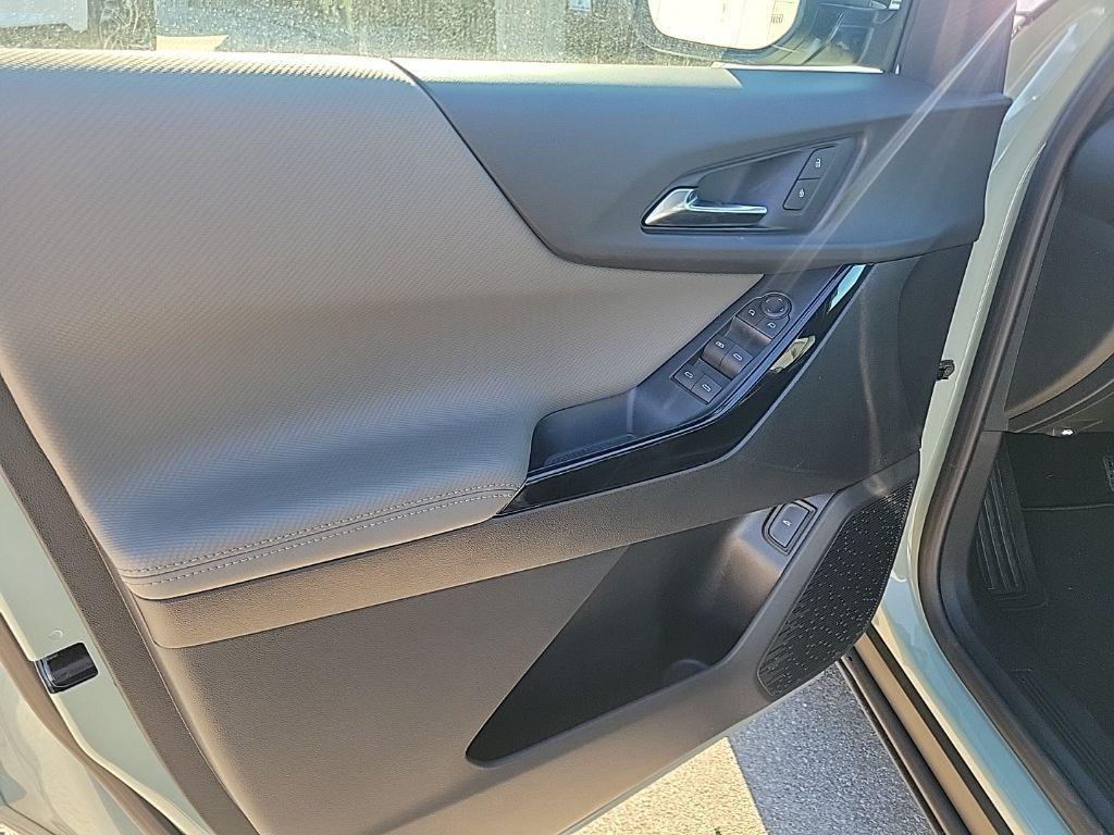 new 2026 Chevrolet Equinox car, priced at $31,155