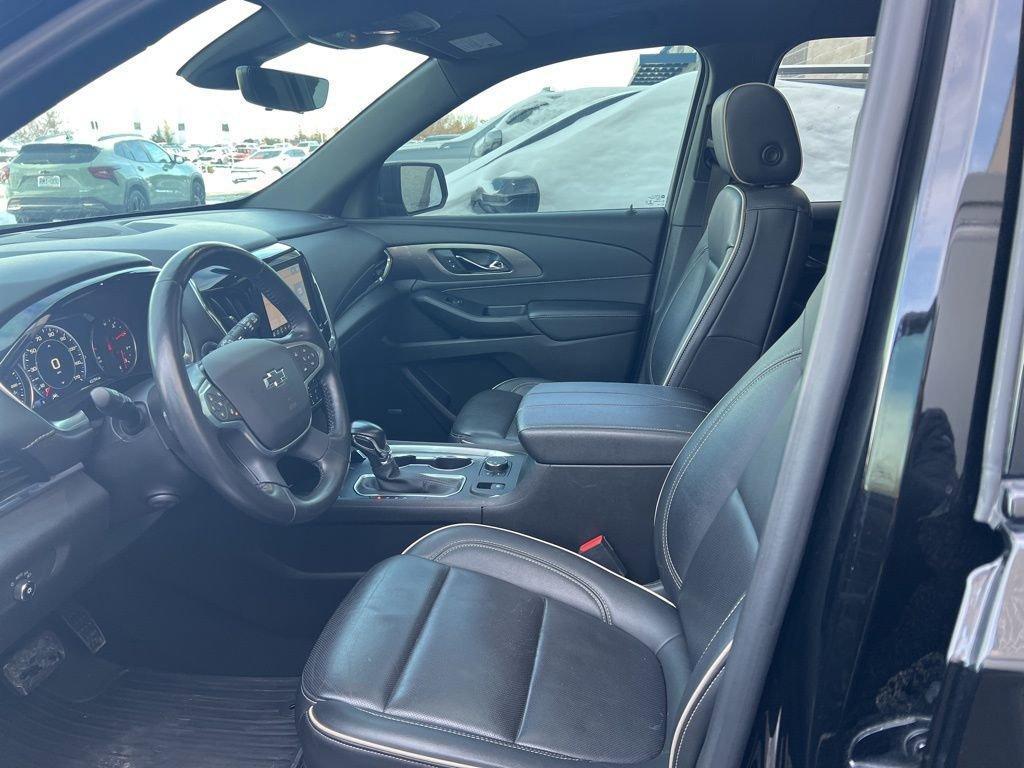 used 2022 Chevrolet Traverse car, priced at $30,500