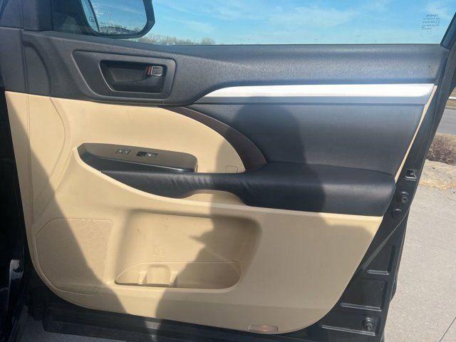 used 2014 Toyota Highlander car, priced at $12,500