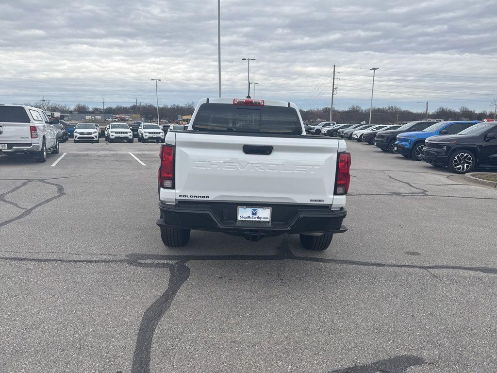 new 2025 Chevrolet Colorado car