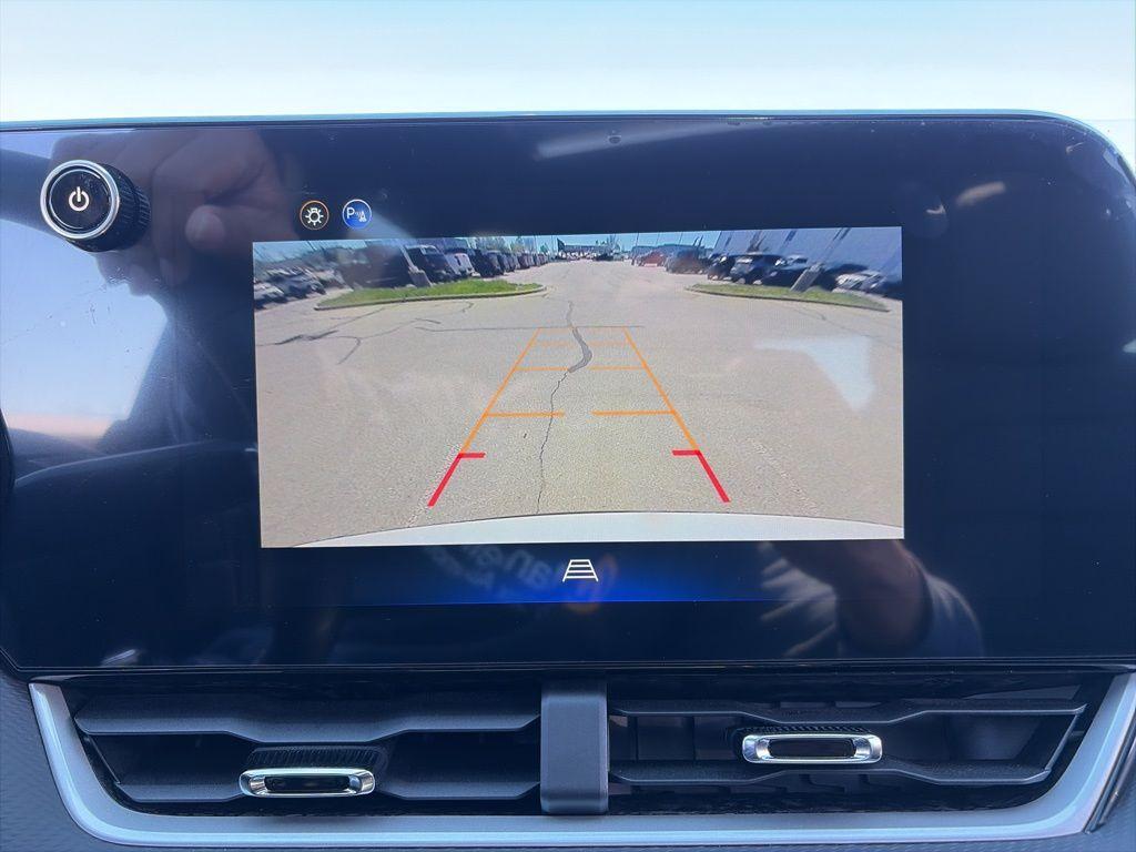 new 2026 Chevrolet Equinox car, priced at $34,459