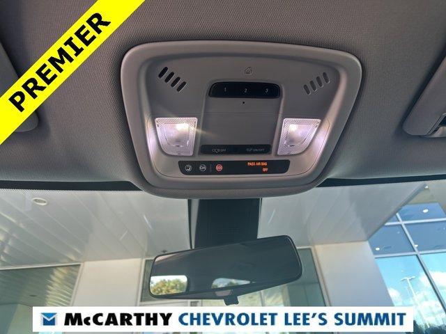 2018 Iridescent Pearl Tricoat Chevrolet Traverse