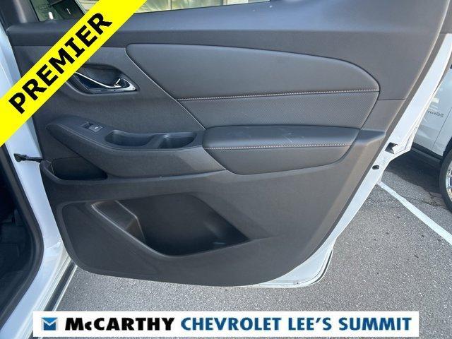 2018 Iridescent Pearl Tricoat Chevrolet Traverse